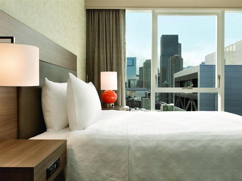 Home2 Suites By Hilton Chicago River North Exteriör bild